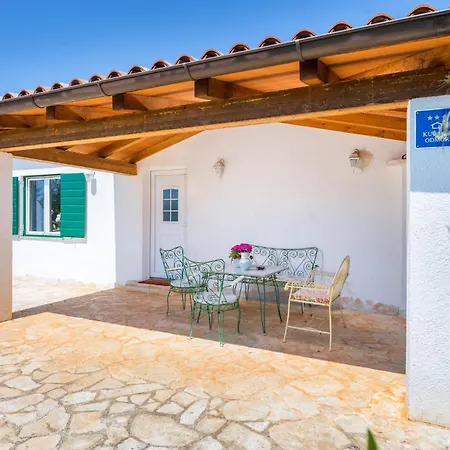 Σπίτι διακοπών 2 Bedroom In Πούλα