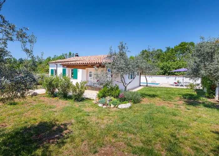 2 Bedroom In Σπίτι διακοπών Πούλα