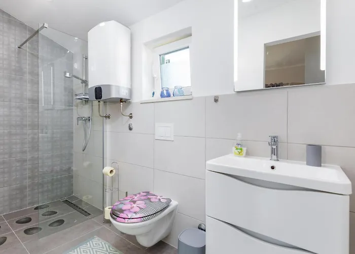 Σπίτι διακοπών 2 Bedroom In
