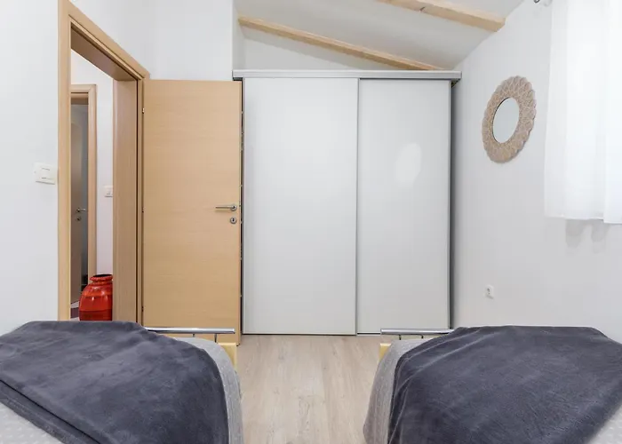 2 Bedroom In Σπίτι διακοπών *
