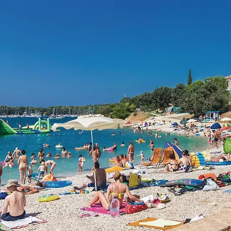 Stunning In Tatil Evi Pula