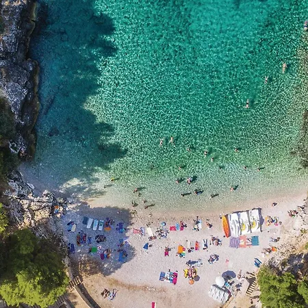 Stunning In Pula