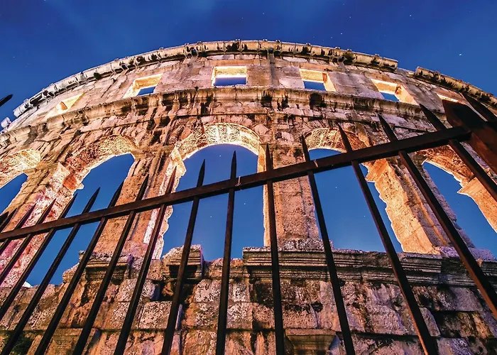 2 Bedroom In Tatil Evi Pula