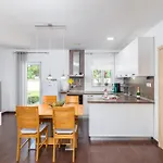 2 Bedroom In *
