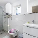 Дом отдыха 2 Bedroom In